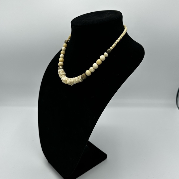 Vintage 60s Bone and Horn Bead Necklace, Brass Hardware - Picture 3 of 5